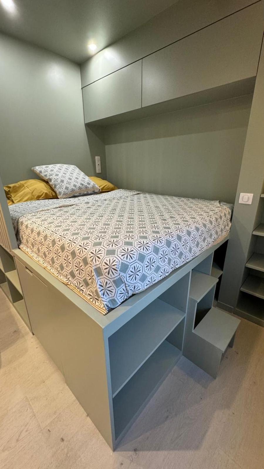 Renove Avec Vue Sur Les Toits De 7e Arrondissement